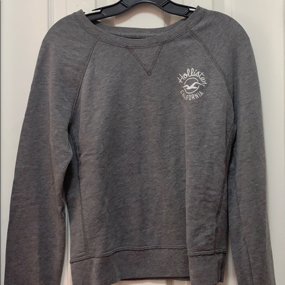 Hollister Pullover Sweater